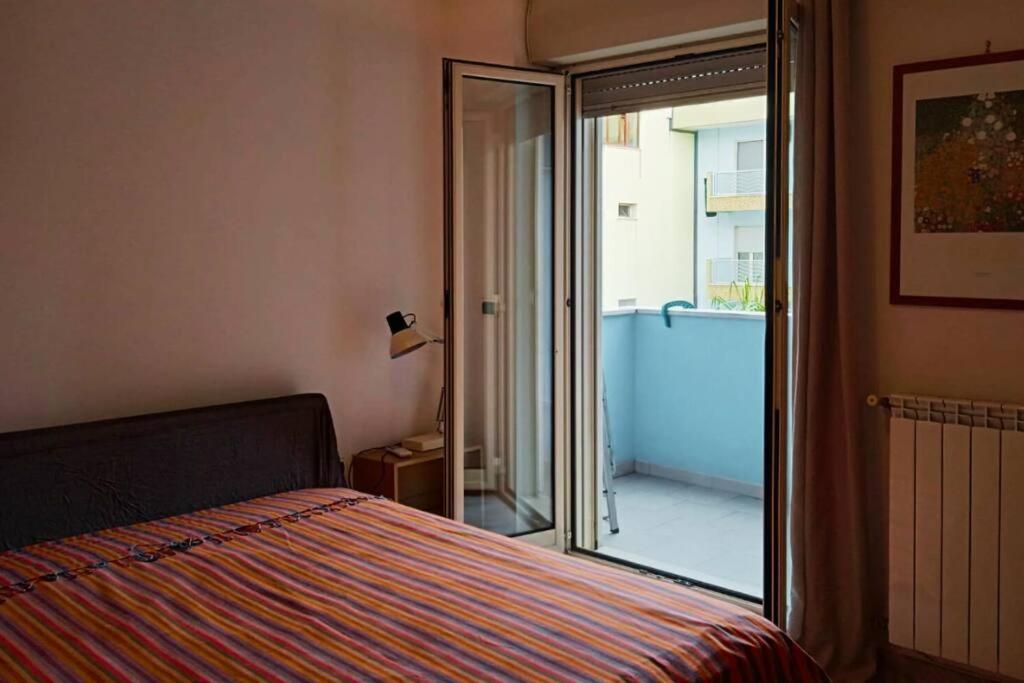 Ferienwohnung Casa Flora A Due Passi Dal Mare Giovinazzo Exterior foto